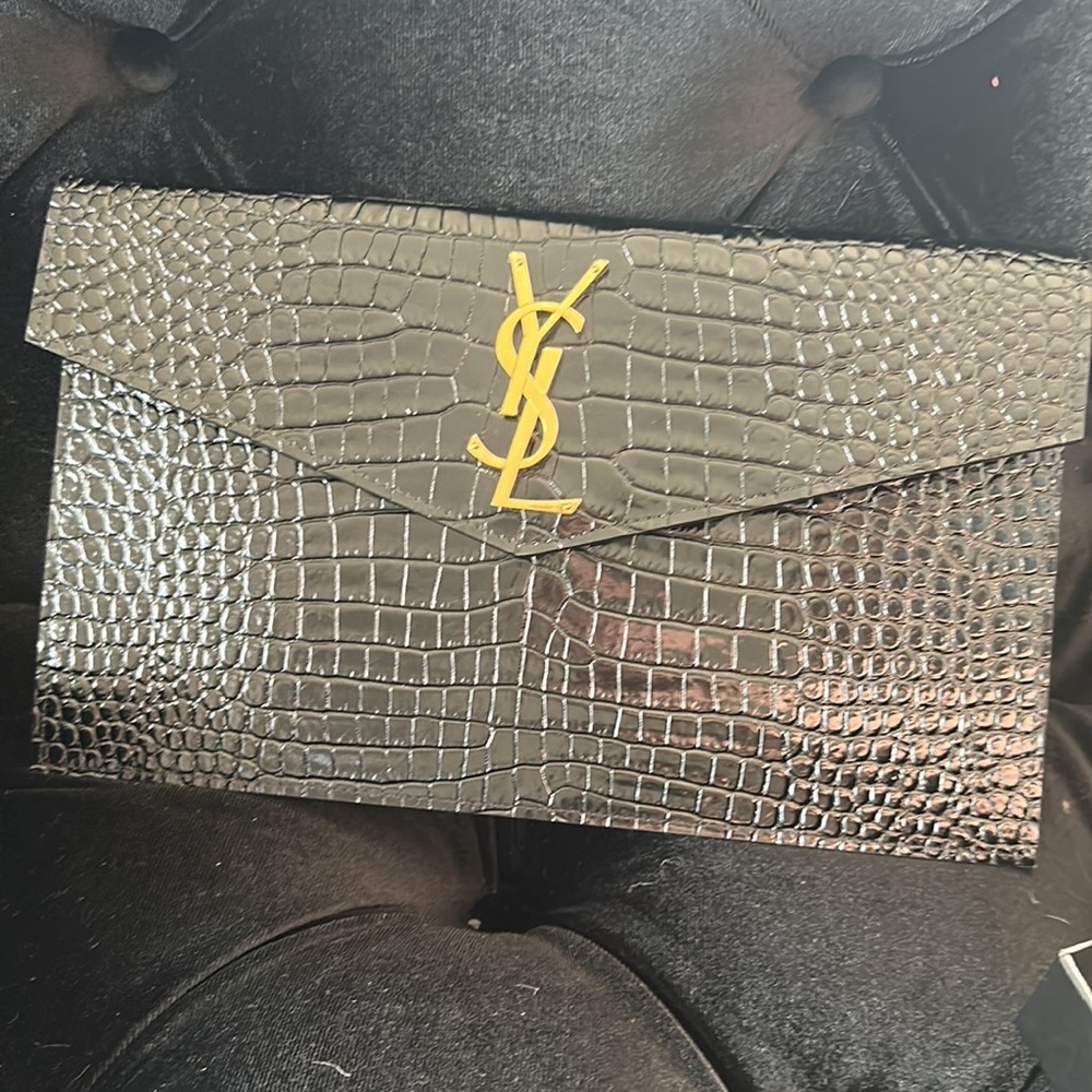 Brand new YSL clutch. Snake print. Christmas gift / never used